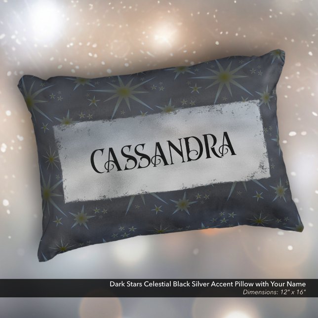 Dunkle Sterne Celestial Black Silver Name Dekokissen (Dark Stars Celestial Black and Silver Accent Pillow Personalized with Your Name.)