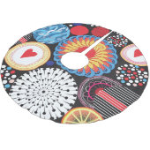 Dunkle Strahlung: Lichtkreismuster Polyester Weihnachtsbaumdecke (Schrägansicht)