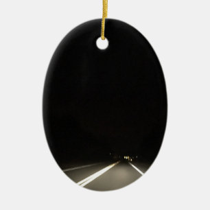 Dunkle Straßen und Nachtzeitabenteuer Keramik Ornament