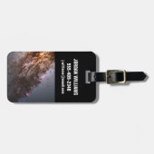 Dunkle Streifen von Staubkreuzen überqueren Centau Gepäckanhänger (Vorderseite horizontal)