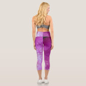 Dunkle Sturmwolken - rosa Capri Leggings (Rückseite)