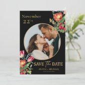Dunkle Tulips Erdbeeren Foto QR Save the Date (Stehend Vorderseite)