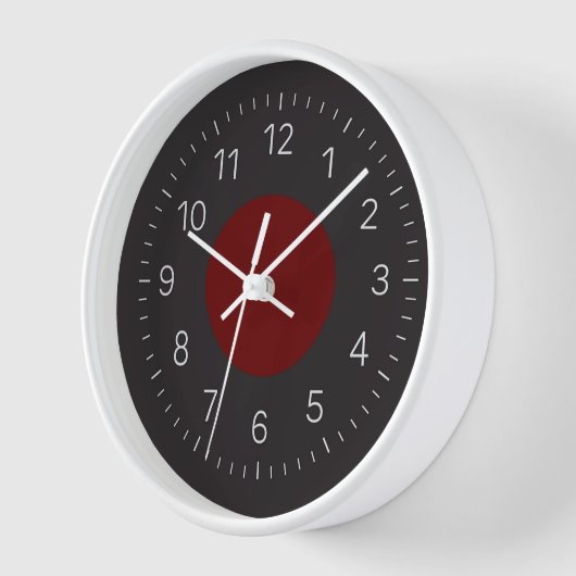 Dunkle Uhr mit Silbernummer und Rotem Zentrum (Winkel)
