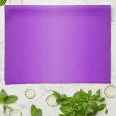 Dunkle und hellpurpurne Steigung - violette Handtuch (Gefaltet)