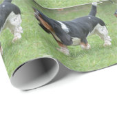 Dunkler Basset Hound-Hund Geschenkpapier (Rolleneckpunkt)