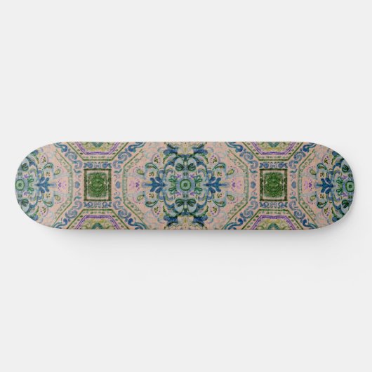 Dunkler, erdiger Damast-Teppich Skateboard (Horizontal)