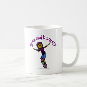 Dunkler Girl-Skater mit Helm Kaffeetasse