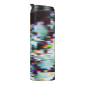 Dunkler glitzernder Hintergrund, Abbildung. Schwar Thermosbecher (Nach rechts gedreht)