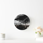 Dunkler Gothischer Nebel mit Crow Runde Wanduhr (Zuhause)
