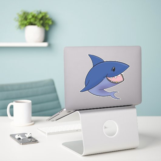 Dunkler Hai Aufkleber (Laptop auf Schreibtisch)