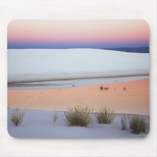 Dunkler Himmel reflektiert im Pool Wasser aus Mousepad (Vorne)