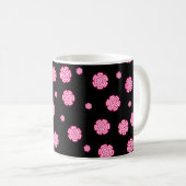 Dunkler Hintergrund helle, rosa Blume. abst Kaffeetasse (VorderseiteRechts)