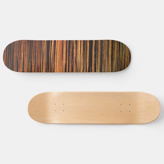 Dunkler Holzvene Skateboard (Horizontal)