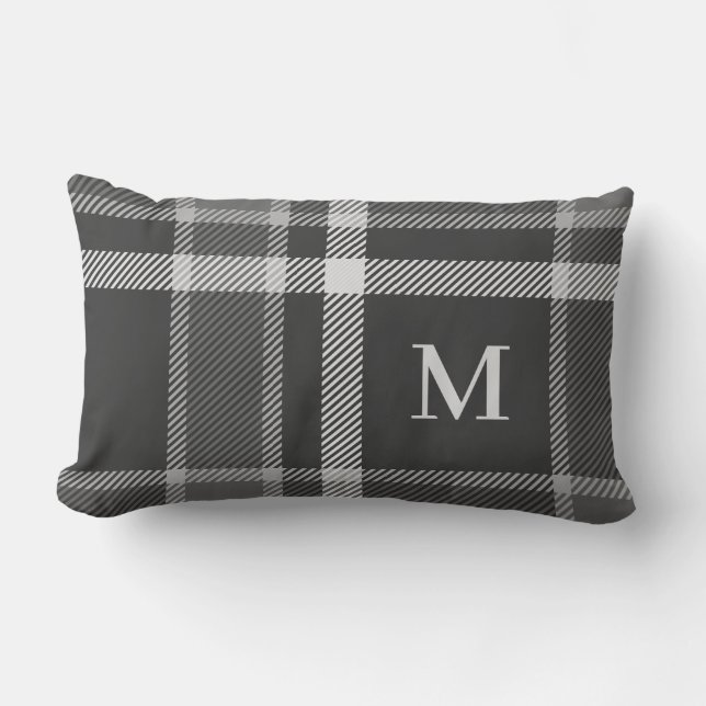 Dunkler Kohlengrauer Tartan Kariert mit Monogramm Lendenkissen (Vorderseite)