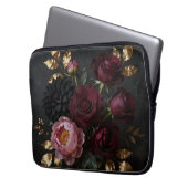 Dunkler, melancholischer Blumenstrauß Laptopschutzhülle (Vorderseite Links)