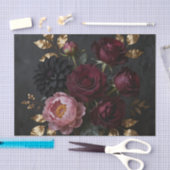 Dunkler, melancholischer Blumenstrauß Seidenpapier (Handwerk)