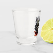 Dunkler Schwan der Knochen – gothische Eleganz Schnapsglas (Links)