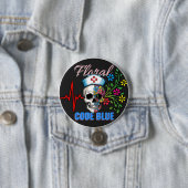 Dunkler Spaß "Blauer Code Blau" Med Skull Nurse Button (Beispiel)