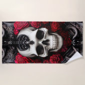 Dunkler und gotischer Schädel und Rose Murial Strandtuch (Vorderseite)