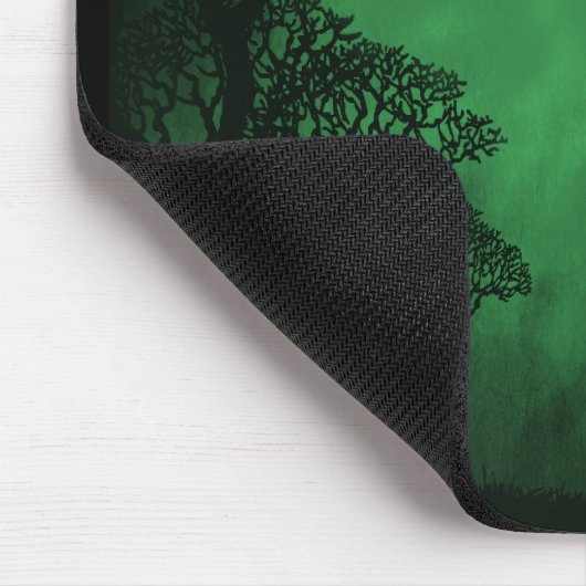 Dunkler Wald Eclipse Mousepad (Ecke)