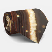Dunkler Walnussbaum mit glänzenden Goldflüssen Krawatte (Gerollt)