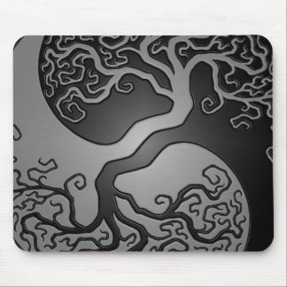 Dunkler Yin Yang Baum Mousepad