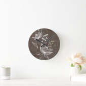 Dunkles Brownblumenmuster Runde Wanduhr (Zuhause)