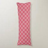 Dunkles Cranberry-Rosa-Gingham-Karo Seitenschläferkissen (Vorderseite Vertikal)