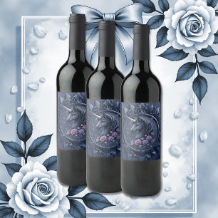 Dunkles Einhornportrait in einem runden Rahmen Weinetikett