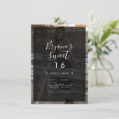 Dunkles Foto Tint Overlay Modernes Minimal Sweet 1 Einladung (Stehend Vorderseite)