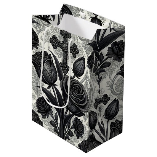 Dunkles Gothic-Rosen-Muster (2) Mittlere Geschenktüte (Vorderseite Schrägansicht)