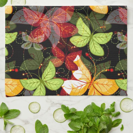 Dunkles Herbst-Muster Handtuch (Gefaltet)