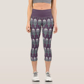 Dunkles Mal Geometrisches Icon-Muster Capri Leggings (Vorderseite)