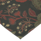 Dunkles, melancholisches, vintage-blumiges, gotisc tischdecke (Schrägansicht)