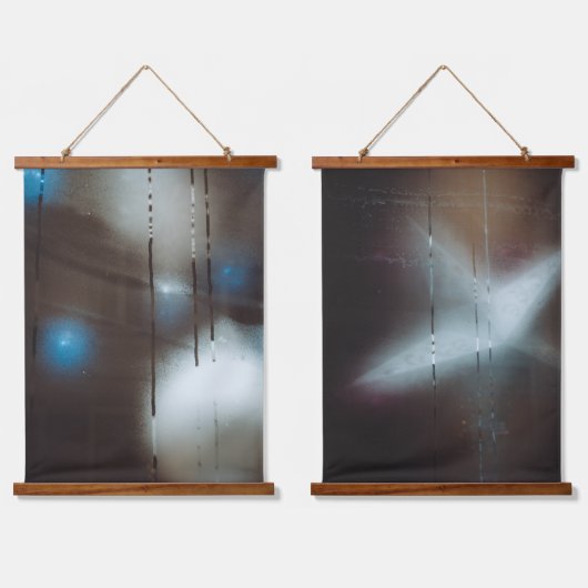 Dunkles Mistfenster mit Weihnachtsbaumchen Wandteppich Mit Holzrahmen (Doppelt)