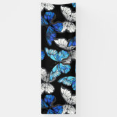 Dunkles Nahtloses Muster mit blauen Schmetterlinge Banner (Vertikal)