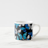Dunkles Nahtloses Muster mit blauen Schmetterlinge Espressotasse (Rechts)