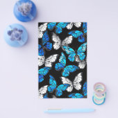 Dunkles Nahtloses Muster mit blauen Schmetterlinge Flyer (Einzeln)