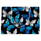 Dunkles Nahtloses Muster mit blauen Schmetterlinge Große Geschenktüte (Vorderseite)