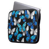 Dunkles Nahtloses Muster mit blauen Schmetterlinge Laptopschutzhülle (Vorderseite Links)
