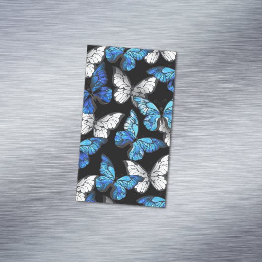 Dunkles Nahtloses Muster mit blauen Schmetterlinge Magnetische Visitenkarte (Beispiel)