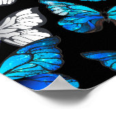 Dunkles Nahtloses Muster mit blauen Schmetterlinge Poster (Ecke)