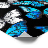 Dunkles Nahtloses Muster mit blauen Schmetterlinge Poster (Ecke)