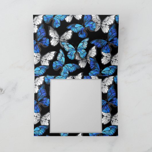 Dunkles Nahtloses Muster mit blauen Schmetterlinge Programm (Innenseite)