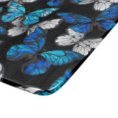 Dunkles Nahtloses Muster mit blauen Schmetterlinge Schneidebrett (Ecke)