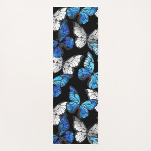 Dunkles Nahtloses Muster mit blauen Schmetterlinge Yogamatte