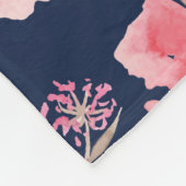 Dunkles rosa Aquarell-Muster Fleecedecke (Ecke)