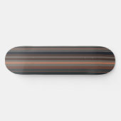 Dunkles Waldstreifen-Design  Skateboard (Horizontal)