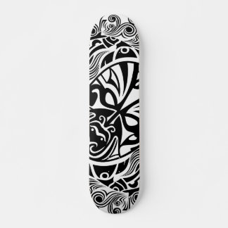 Dunkles Wasser Skateboard