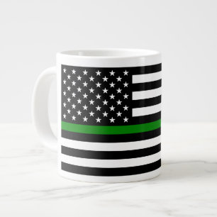 Dünne grüne Flagge: Patriotische Militärveteranen Jumbo-Tasse